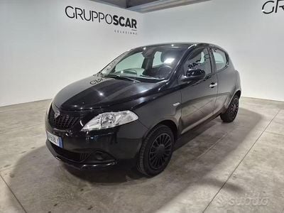 Usata Lancia Ypsilon 69 CV (50 kW) 2023 Nero Utilitaria