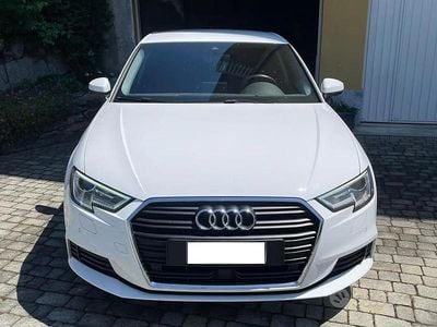 Bianco Usata 2019 Audi A3 Sportback Business Utilitaria | 14.999 € (Super prezzo)