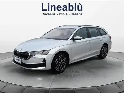 Usata Skoda Octavia Selection 150 CV (110 kW) 2025 Grigio Station wagon