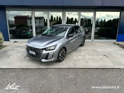 Nuova Peugeot 208 Allure 110 CV (80 kW) 2026 Grigio artense Utilitaria
