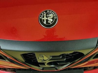 Usata Alfa Romeo Junior Veloce 205 kW (280 CV) 2024 Rosso SUV