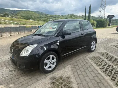 Usata Suzuki Swift GL 69 CV (50 kW) 2006 Nero Utilitaria