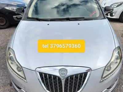 Gebraucht Lancia Delta 120 PS (88 kW) 2009 Grau Kleinwagen
