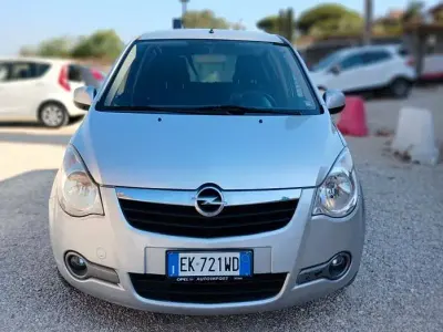 Usata Opel Agila Enjoy 68 CV (50 kW) 2012 Grigio Utilitaria
