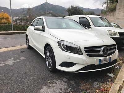 Usata Mercedes A180 109 CV (80 kW) 2014 Bianco Berlina