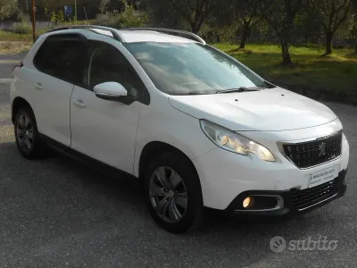 Usata Peugeot 2008 99 CV (72 kW) 2016 Bianco SUV