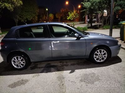 Alfa Romeo 147