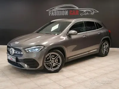 Usado Mercedes GLA200 Premium 150 CV (110 kW) 2021 Gris SUV
