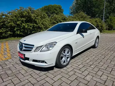 Usata Mercedes E220 Executive 204 CV (150 kW) 2013 Bianco Coupé