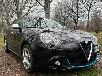Usata Alfa Romeo Giulietta Distinctive 105 CV (77 kW) 2015 Nero Utilitaria