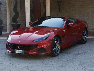 Usata Ferrari Portofino 620 CV (456 kW) 2023 Rosso portofino Cabrio