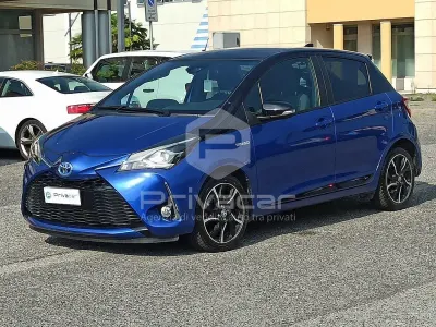 Usata Toyota Yaris Hybrid Edition 73 CV (53 kW) 2018 Blu Berlina