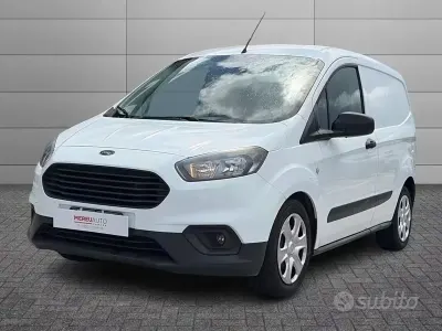 Usata Ford Tourneo Courier 75 CV (55 kW) 2018 Bianco Monovolume