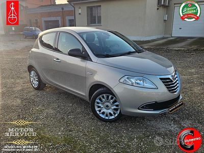 Usata Lancia Ypsilon Gold 69 CV (50 kW) 2014 Oro Utilitaria