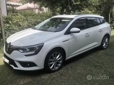Usata Renault Mégane Intens 110 CV (80 kW) 2017 Bianco Berlina