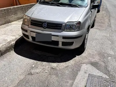 Usata Fiat Panda 69 CV (50 kW) 2006 Grigio Utilitaria