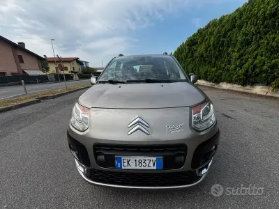 Usata Citroën C3 Picasso Business Class 109 CV (80 kW) 2011 Marrone Monovolume