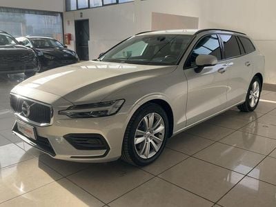 Usata Volvo V60 Business Edition 197 CV (144 kW) 2021 Grigio Station wagon
