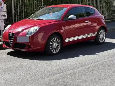 Usata Alfa Romeo MiTo 70 CV (51 kW) 2014 Rosso Utilitaria