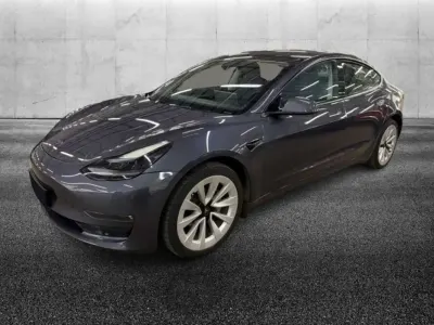 Usata Tesla Model 3 152 kW (208 CV) 2023 Grigio Berlina