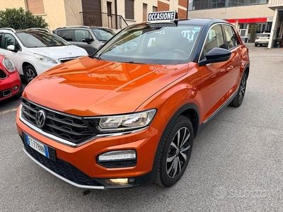 Usata VW T-Roc Style 116 CV (85 kW) 2018 Arancione SUV