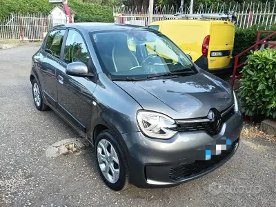Usata Renault Twingo Intens 65 CV (47 kW) 2021 Grigio Utilitaria