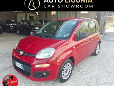 Usata Fiat Panda Easy 69 CV (50 kW) 2014 Rosso Utilitaria