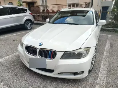 Usata BMW 318 143 CV (105 kW) 2011 Bianco Station wagon