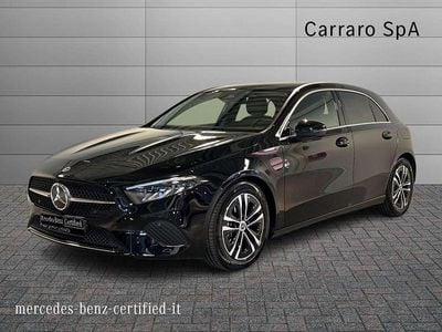Usata Mercedes A180 Advanced 136 CV (100 kW) 2024 Nero metallizzato Berlina