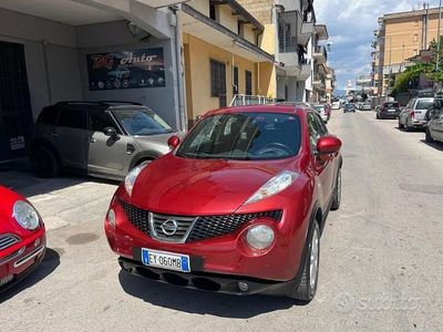 Usata Nissan Juke Tekna 110 CV (80 kW) 2014 Rosso SUV