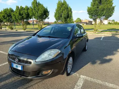 Usata Fiat Bravo Dynamic 90 CV (66 kW) 2009 Nero Utilitaria
