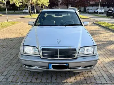 Usata Mercedes C180 Classic 122 CV (89 kW) 1999 Berlina