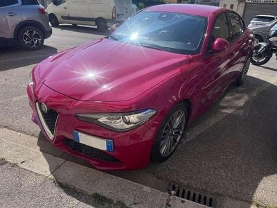 Usado Alfa Romeo Giulia Business 136 HP (100 kW) 2018 Vermelho Sedan