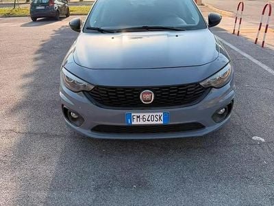 Usata Fiat Tipo S 120 CV (88 kW) 2017 Grigio Berlina