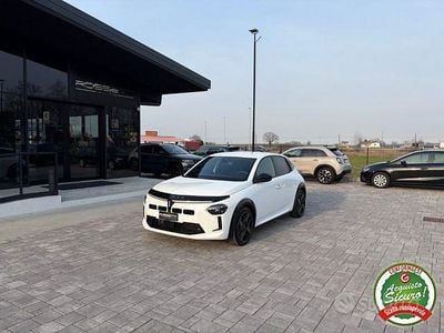 Usata Lancia Ypsilon 101 CV (74 kW) 2025 Bianco Utilitaria