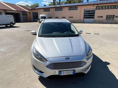 Usata Ford Focus Titanium S 120 CV (88 kW) 2016 Argento Station wagon