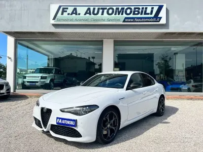 Usata Alfa Romeo Giulia Estrema 211 CV (155 kW) 2023 Bianco Berlina