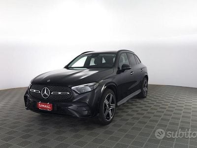 Begagnad Mercedes GLC220 AMG Line Premium 197 HK (144 kW) 2024 Svart Sedan