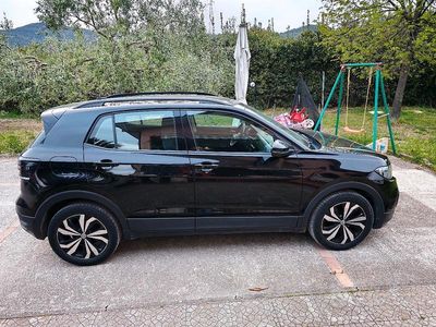 Usata VW T-Cross 95 CV (69 kW) 2019 Nero SUV