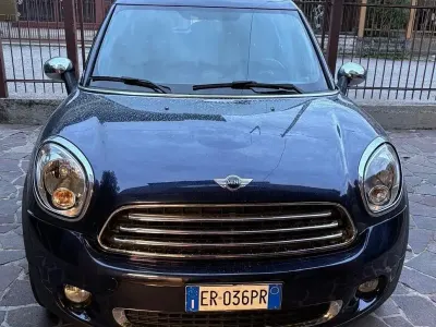 Begagnad Mini One D Countryman 90 HK (66 kW) 2013 Blå SUV