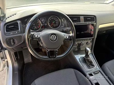 Occasion VW Golf VIII 131 ch (96 kW) 2020 Gris Berline