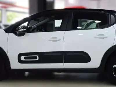 Usata Citroën C3 Feel 102 CV (75 kW) 2022 Polar white Utilitaria