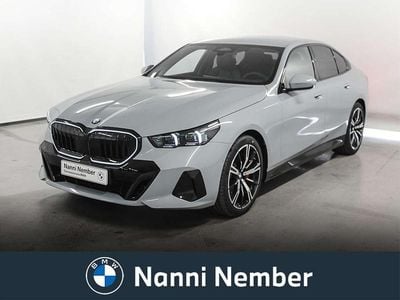 Nuova BMW 540 M Sport 303 CV (222 kW) 2026 Grigio Berlina