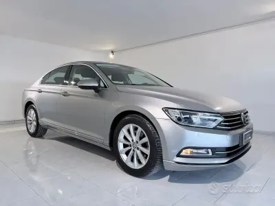 Occasion VW Passat Business 150 ch (110 kW) 2017 Gris Berline