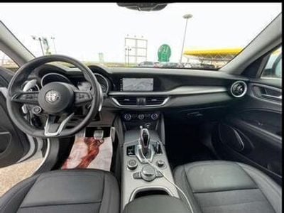 Usata Alfa Romeo Stelvio 190 CV (139 kW) 2021 Bianco SUV