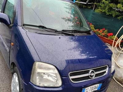 Usata Opel Agila 58 CV (42 kW) 2003 Blu Utilitaria