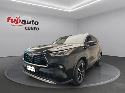 Usata Toyota Highlander Executive 248 CV (182 kW) 2021 Attitude black met SUV