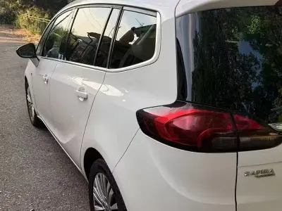 Usata Opel Zafira Tourer