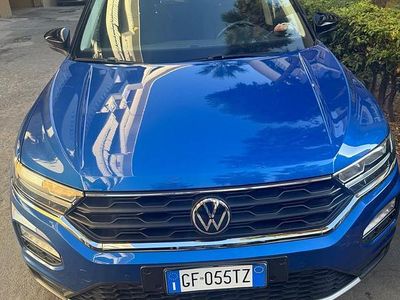 Usata VW T-Roc 150 CV (110 kW) 2021 Blu SUV