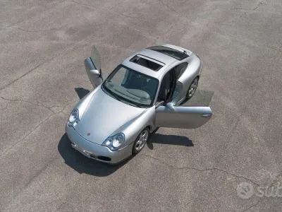 Usata Porsche 996 320 CV (235 kW) 2002 Grigio Coupé